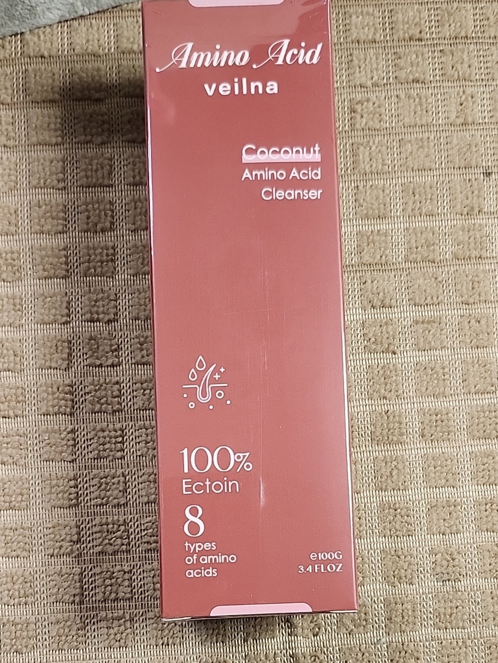 Coconut amino acid facial cleanser